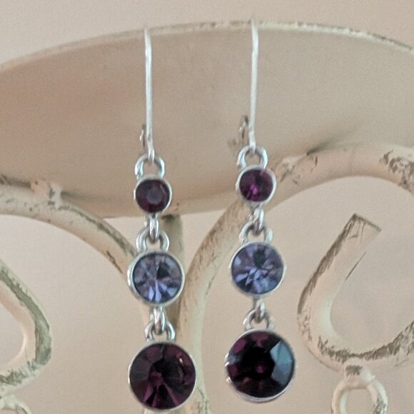 Garnet and Tanzanite CZ dangle earrings - Picture 2 of 2